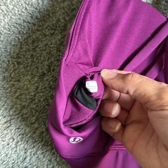Lululemon energy bra- chilled grape - Picture 3 of 3